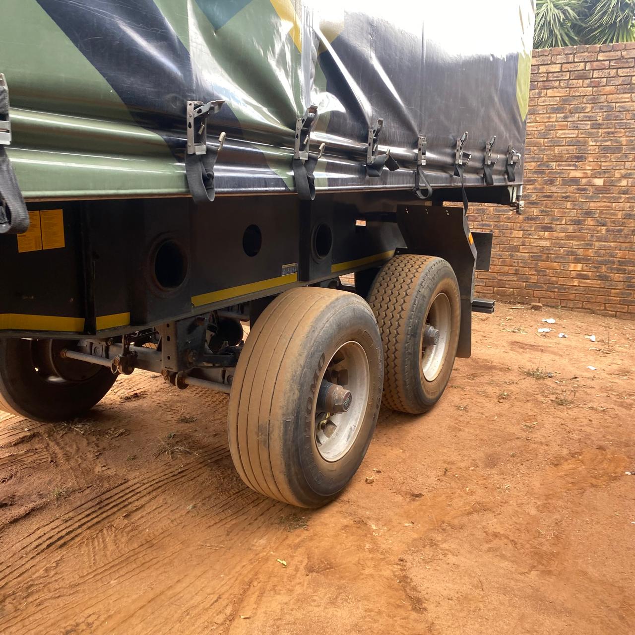 AFRIT TAUTLINER  2012