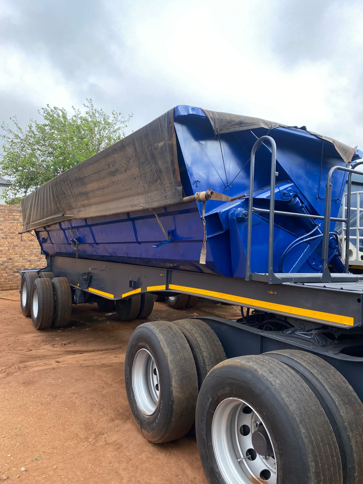 SA Bodies Side tipper 45cube 2018 model