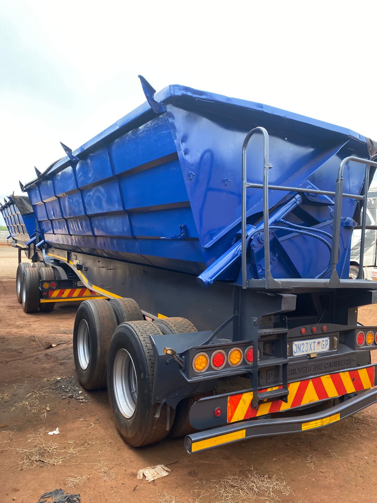 SA Bodies Side tipper 45cube 2018 model