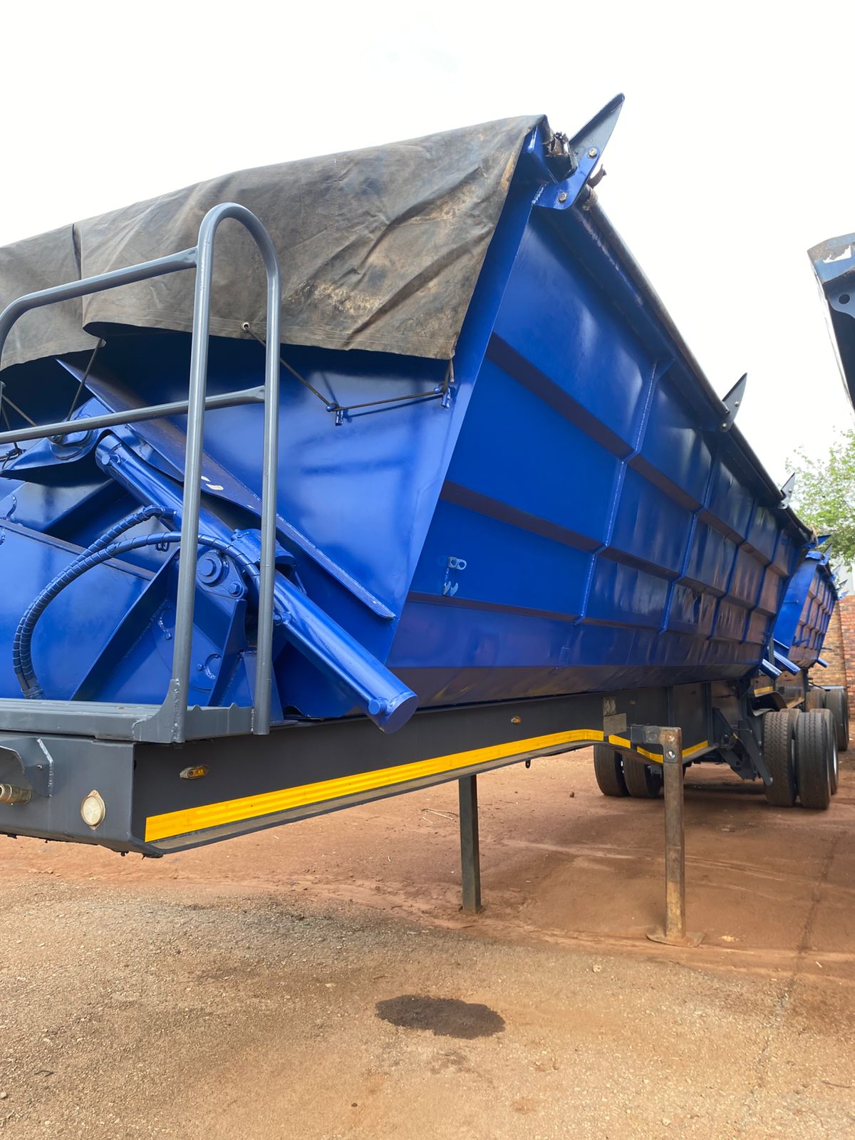 SA Bodies Side tipper 45cube 2018 model
