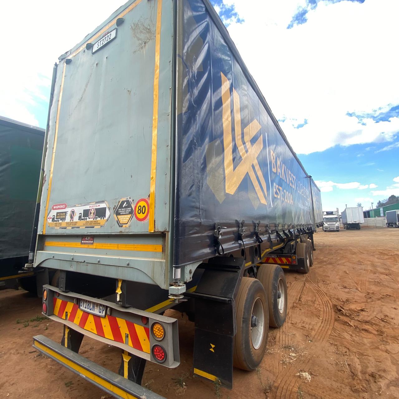 AFRIT TAUTLINER  2012